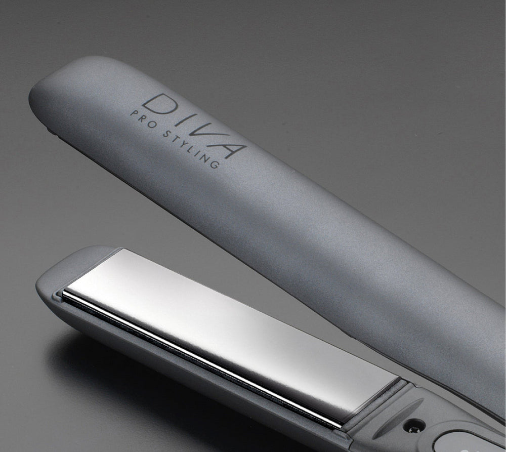 Diva Pro Styling Precious Metals Straightener Titanium